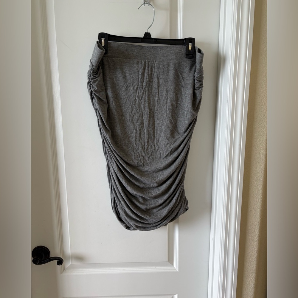 Torrid Ruched Bodycon Mini Skirt Gray Size 1 Plus NWT Stretch Pull On